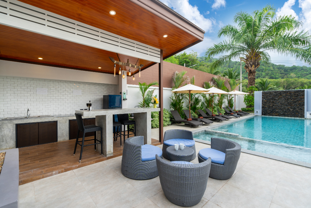 Pool house piscine avec bar : idées et conseils pour un espace détente ...